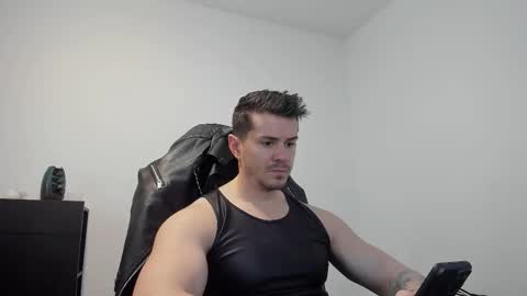 LeatherMaster online show from November 14, 2025, 8:24 am