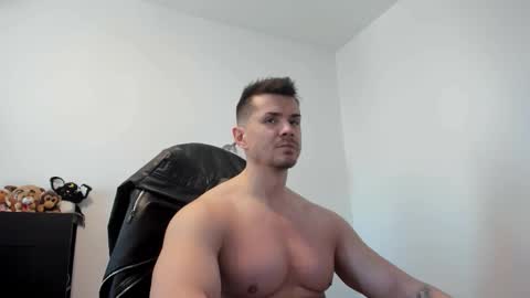 LeatherMaster online show from February 19, 2026, 10:22 am