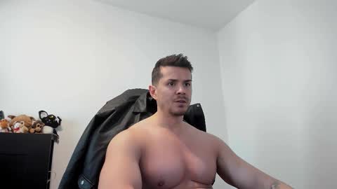 LeatherMaster online show from February 25, 2026, 12:04 pm