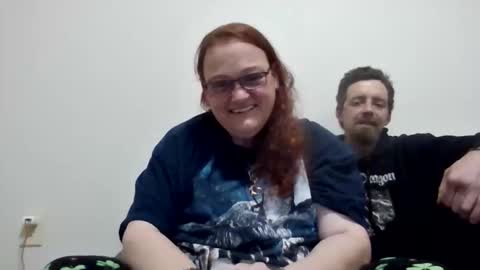 alphaluna709 online show from November 21, 2025, 8:13 am