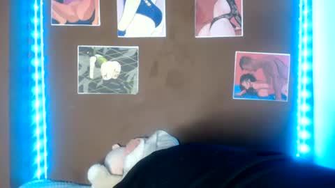 Snapshot of alphamercury chatting on June 18, 2026, 5:30 am alphamercury online show from June 18, 2026, 5:30 am