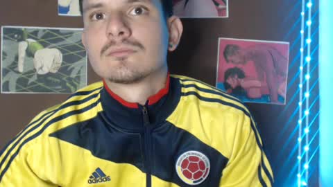 Snapshot of alphamercury chatting on July 1, 2026, 5:53 am alphamercury online show from July 1, 2026, 5:53 am