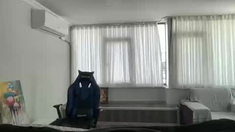 AlphAndre online show from March 10, 2025, 1:54 pm