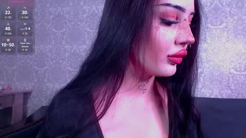 Alter online show from November 6, 2025, 6:42 pm