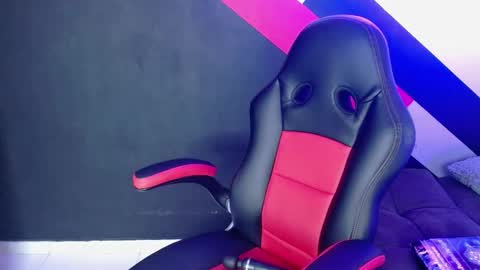 Alter  online show from January 7, 2025, 9:14 pm