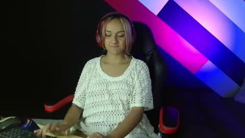 Alter  online show from January 10, 2025, 9:20 pm