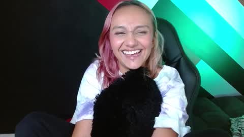 Alter  online show from January 13, 2025, 8:58 pm