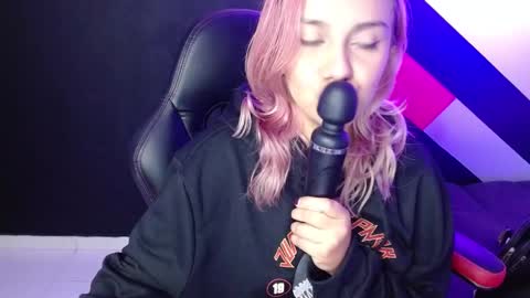 Alter  online show from January 18, 2025, 9:13 pm