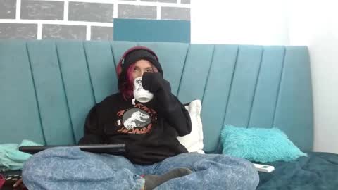 Alter  online show from March 1, 2025, 6:21 pm