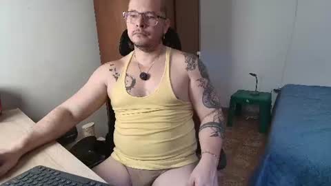 Snapshot of alton_mason chatting on July 17, 2026, 3:29 pm ALTON MASON online show from July 17, 2026, 3:29 pm
