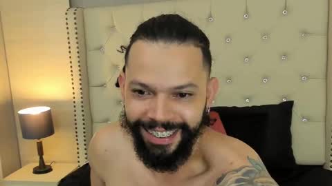 alukardbig online show from October 25, 2025, 4:35 pm