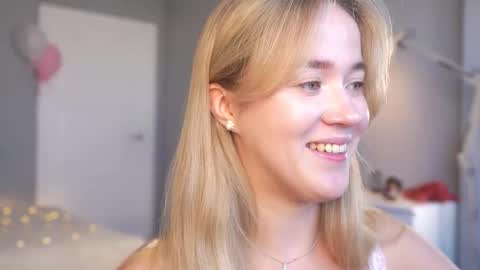 Amelia NEXT STREAM  online show from March 27, 2026, 1:44 pm