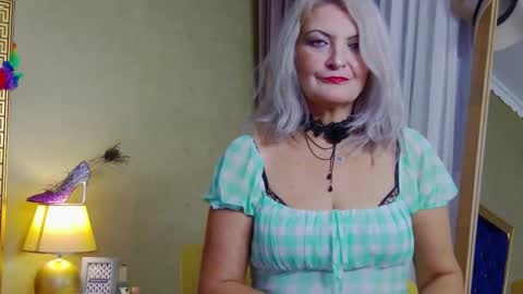 Alura Jenson online show from November 3, 2025, 8:21 pm