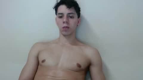 Snapshot of alvarodancer chatting on February 7, 2026, 1:04 pm alvarodancer online show from February 7, 2026, 1:04 pm