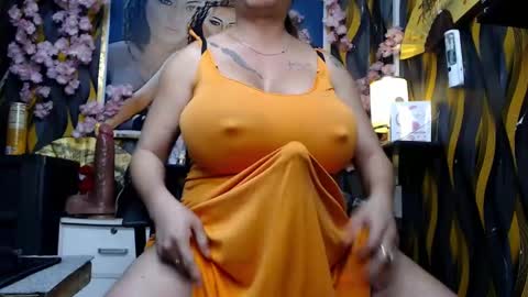 SARAHEYHEYHUGECOCK online show from December 23, 2024, 1:18 am