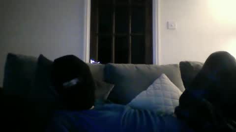 Bez online show from March 1, 2026, 8:55 pm