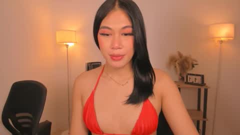 alwina_williams online show from April 5, 2026, 6:38 pm
