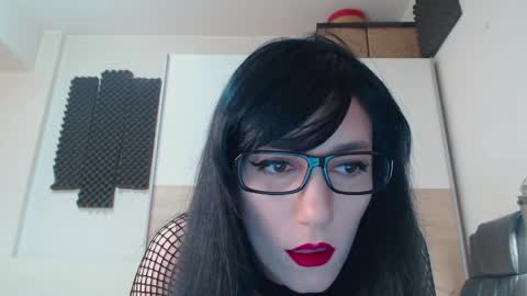 Snapshot of alycetn chatting on June 10, 2026, 9:52 am Alice online show from June 10, 2026, 9:52 am