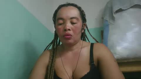 alypierette online show from March 30, 2026, 8:59 am