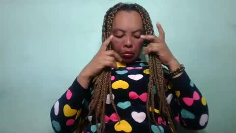 alypierette online show from July 21, 2026, 8:05 am