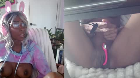 Snapshot of alys_at_college chatting on July 16, 2026, 12:55 pm Sweet Alys online show from July 16, 2026, 12:55 pm