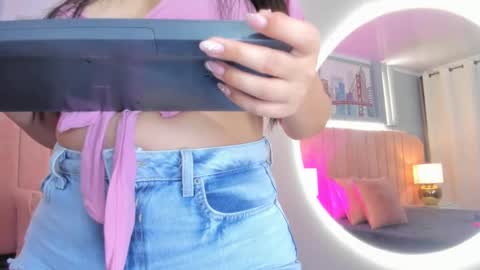 Alys  online show from October 3, 2025, 3:47 am