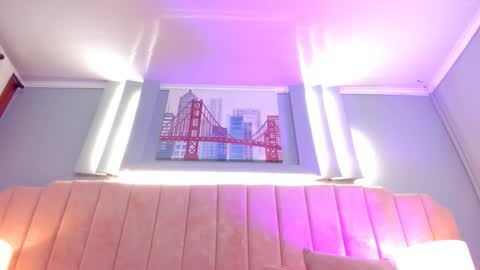 Alys  online show from October 23, 2025, 4:12 am