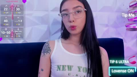 sopie online show from January 4, 2025, 2:14 pm