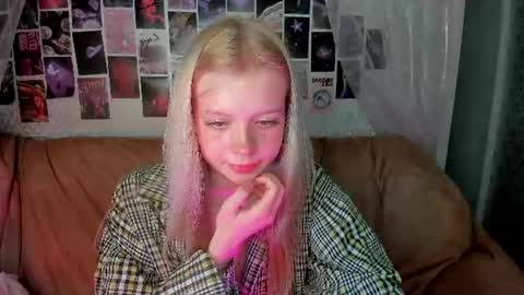 Alysa   7GMT  online show from June 17, 2026, 1:56 pm
