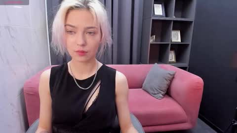 Alysia online show from October 3, 2025, 2:03 pm