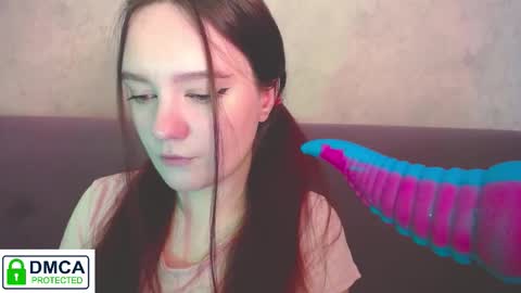 Snapshot of alyssa__scarlet chatting on October 21, 2025, 8:48 am Alyssa online show from October 21, 2025, 8:48 am