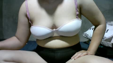 alyssa_hope online show from February 4, 2025, 11:27 pm
