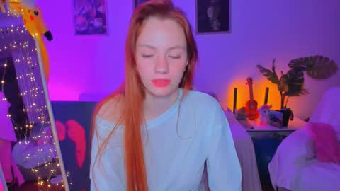 alyssa_smitt online show from November 21, 2025, 1:26 am