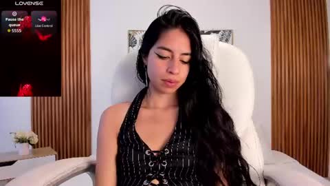 Snapshot of alyssabeauty_ chatting on July 5, 2026, 7:10 pm alyssabeauty_ online show from July 5, 2026, 7:10 pm
