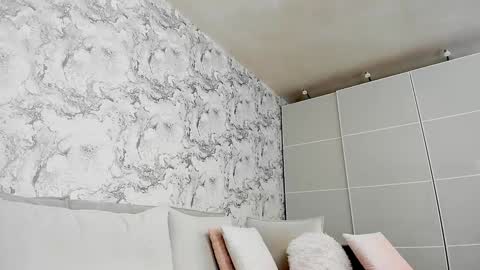 Snapshot of alyssamillan chatting on January 11, 2025, 11:56 am alysamillan online show from January 11, 2025, 11:56 am