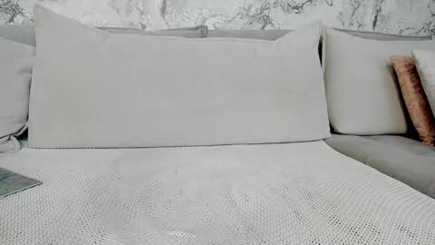 Snapshot of alyssamillan chatting on January 12, 2025, 2:52 pm alysamillan online show from January 12, 2025, 2:52 pm