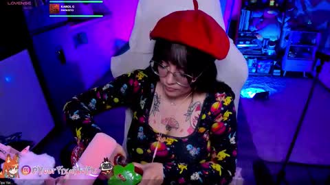 Snapshot of alyssaromanova chatting on October 27, 2025, 2:37 am . Monday to Saturday at 10pm and 6am Colombia time online show from October 27, 2025, 2:37 am