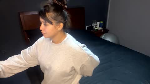 alyssia wolds online show from September 15, 2025, 12:54 am