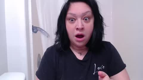 Alyssiaamorexo online show from February 2, 2025, 5:04 pm