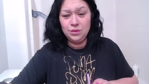 Alyssiaamorexo online show from March 4, 2025, 4:09 pm