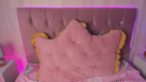 Alyy online show from March 15, 2026, 2:56 pm