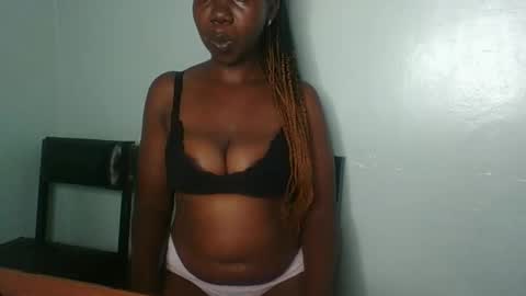 am_creme_delight online show from April 21, 2026, 1:29 am
