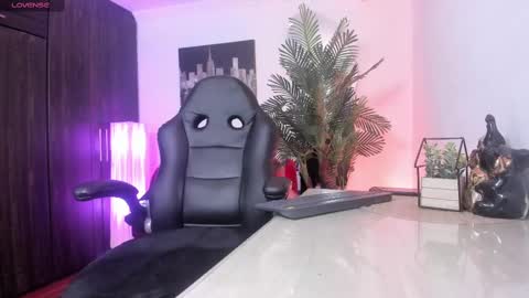 anny online show from February 10, 2025, 2:30 am