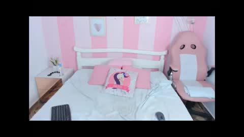 amaia_monroe online show from December 4, 2025, 5:10 pm