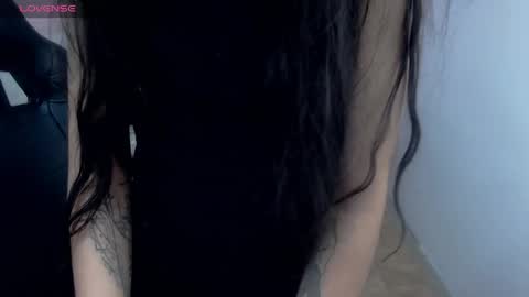 Amaia online show from April 16, 2026, 12:28 pm