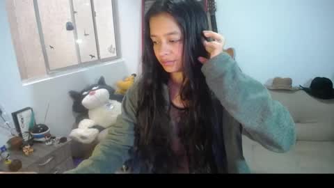 Snapshot of amaia_t chatting on May 16, 2026, 1:21 pm Amaia online show from May 16, 2026, 1:21 pm