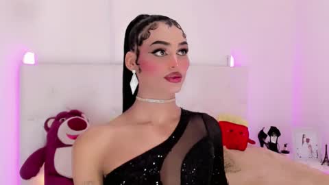 amal_baddel_ online show from November 10, 2025, 10:20 pm