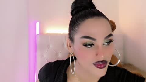 Snapshot of amal_baddel_ chatting on January 17, 2026, 6:33 pm amal_baddel_ online show from January 17, 2026, 6:33 pm