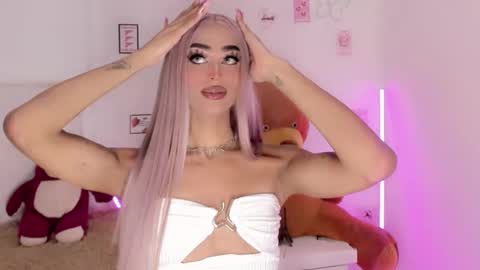 Snapshot of amal_baddel_ chatting on February 24, 2026, 4:43 am amal_baddel_ online show from February 24, 2026, 4:43 am