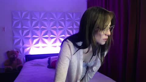 Amalett online show from February 3, 2026, 10:09 am